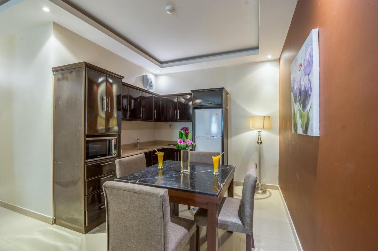 Al Muhaidb Jarir - Al Malaz Riad Exterior foto