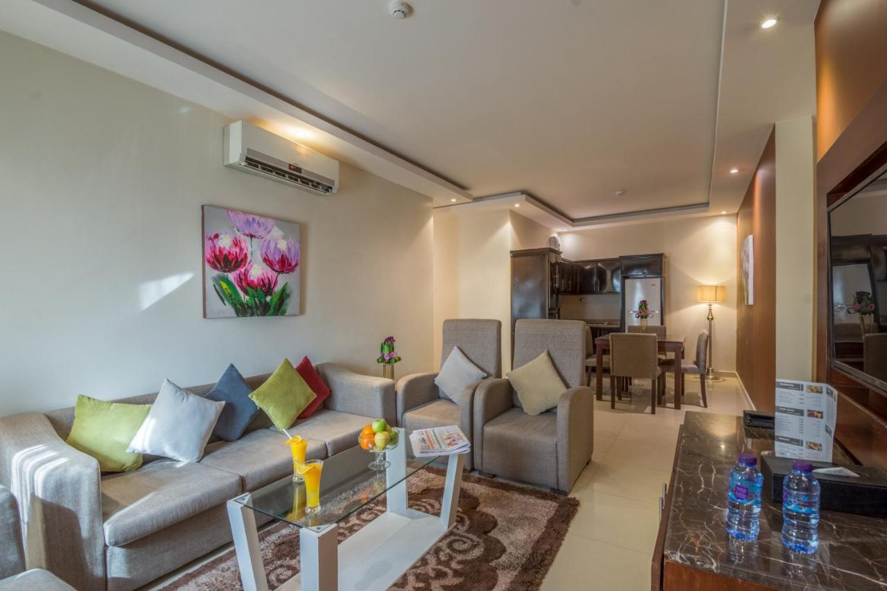 Al Muhaidb Jarir - Al Malaz Riad Exterior foto